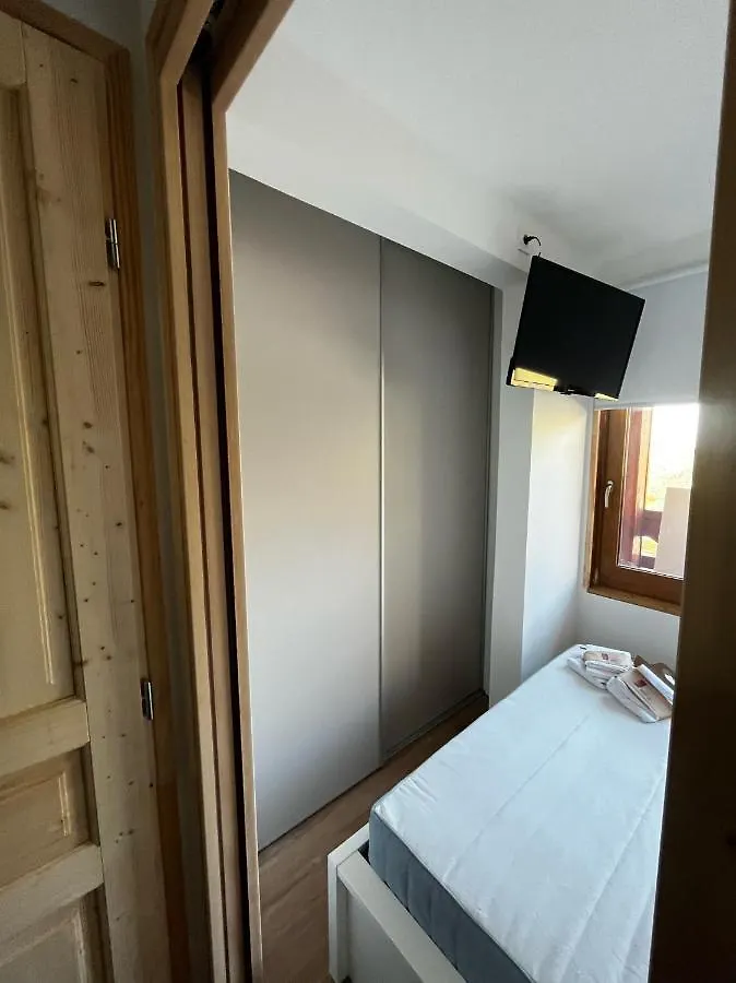 Mont Vallon Lodge: Ski-in/Ski-out Comfort near Méribel Center France